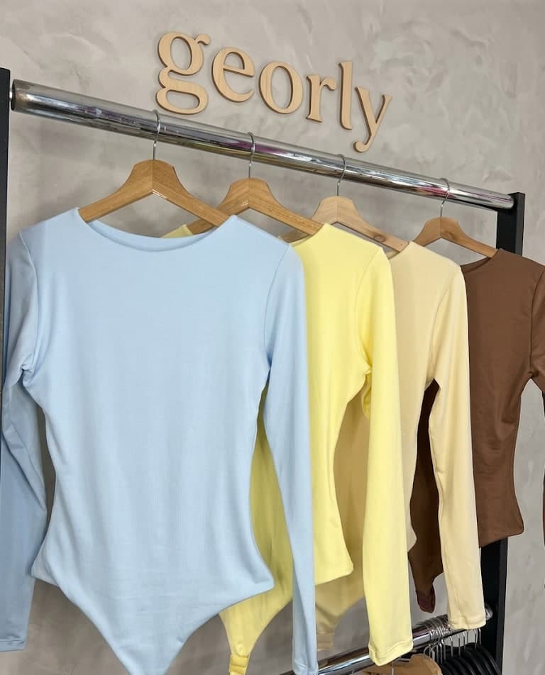 Body de encaje a medida — Georly atelier Manizales Colombia
