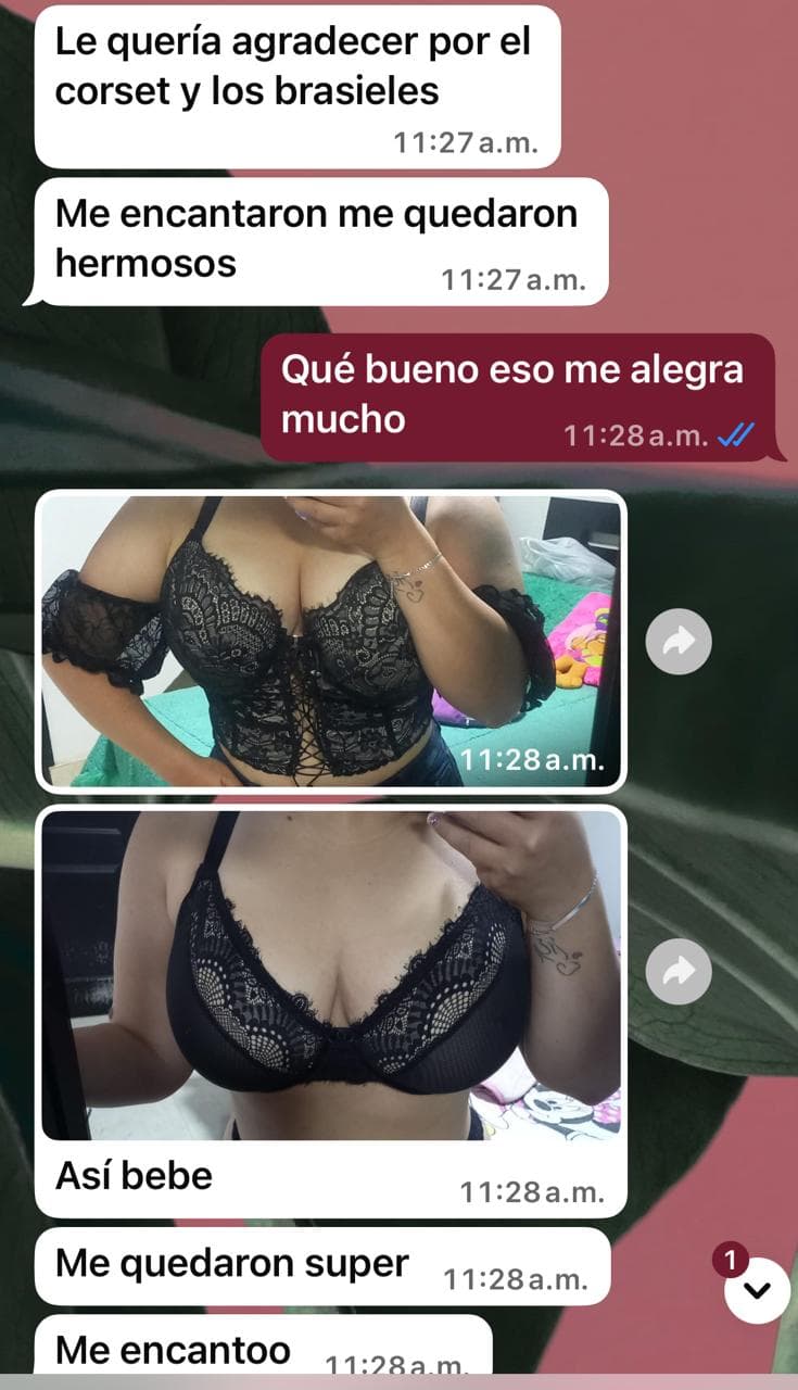 Testimonio de clienta de Georly con corset hecho a medida