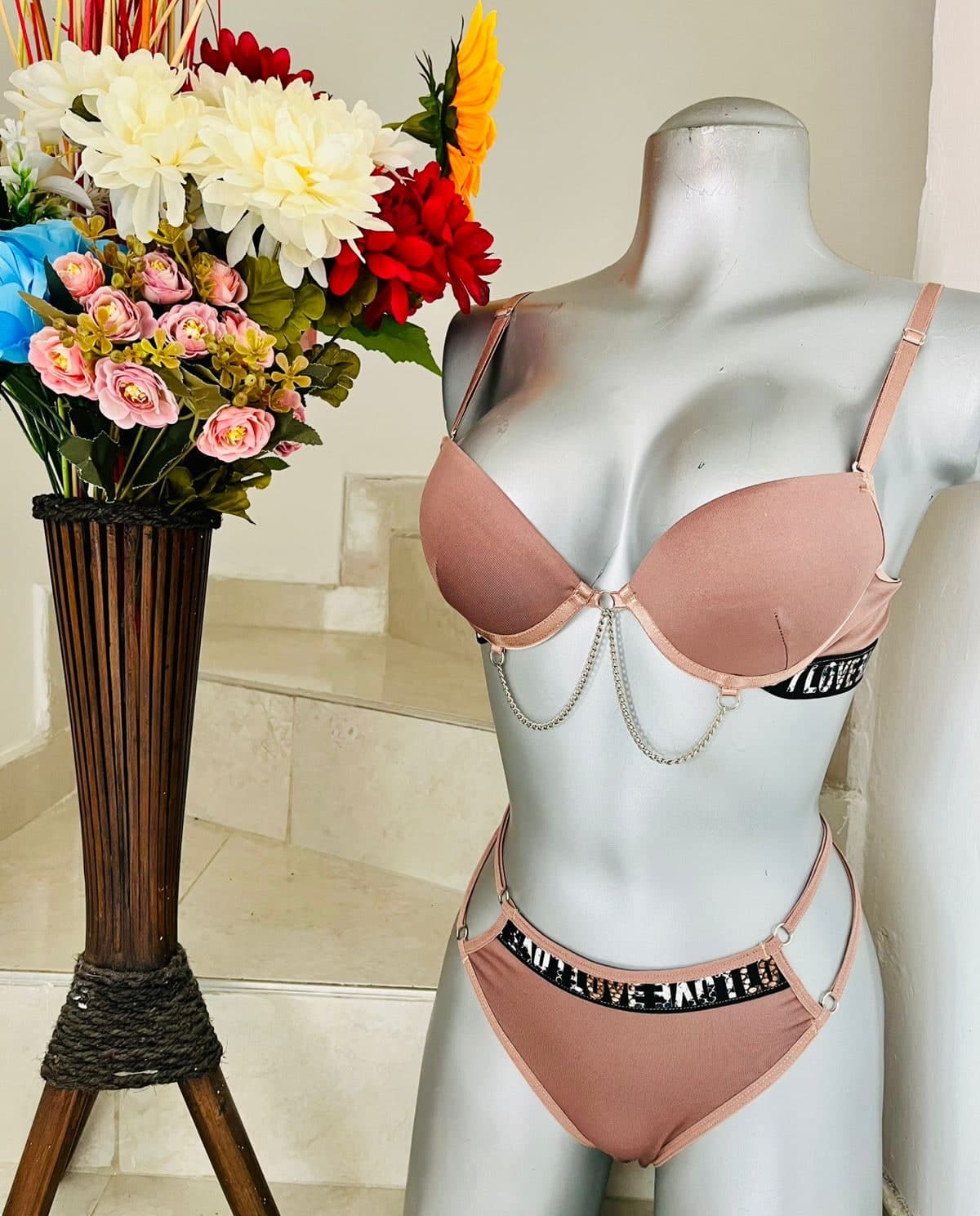 Conjunto de lencería a medida — Georly atelier Manizales Colombia
